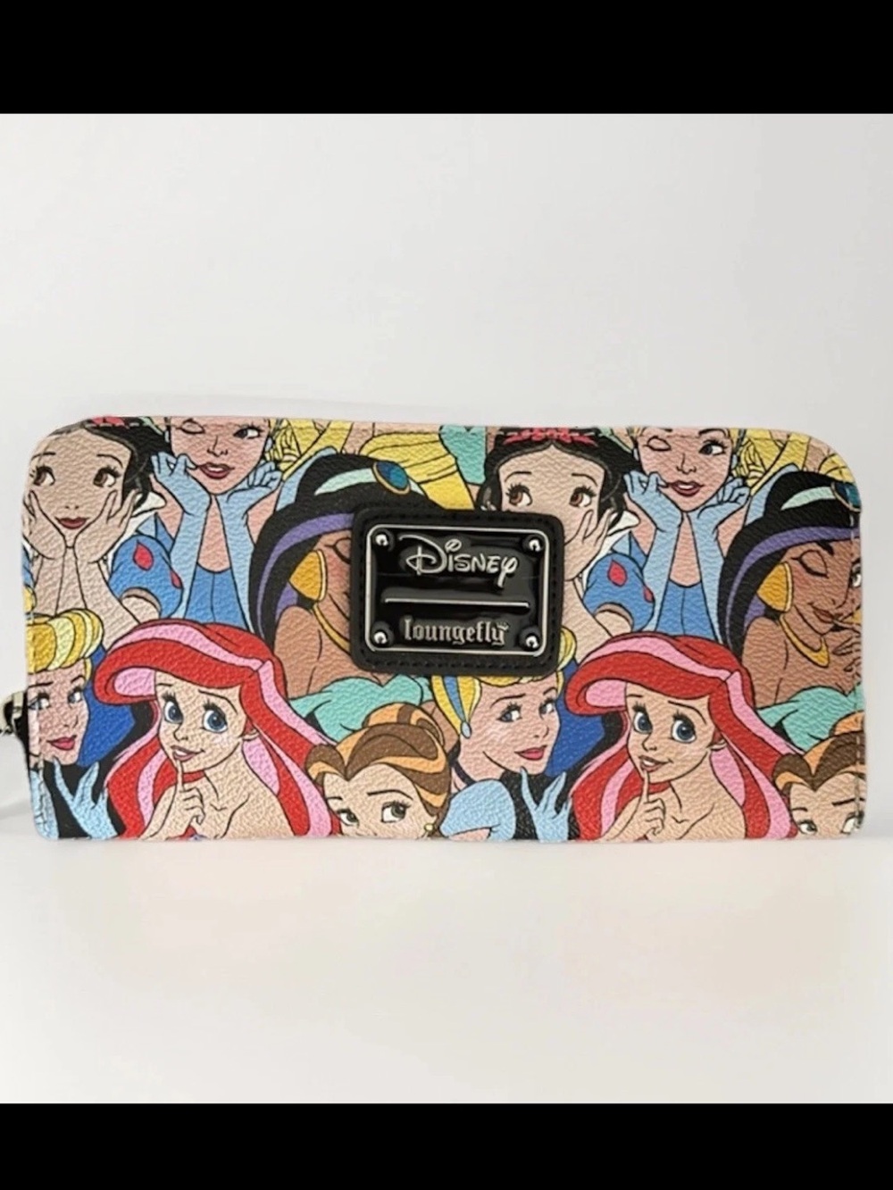 NWT - Disney Princess Faces Loungefly Zip-Around Wallet